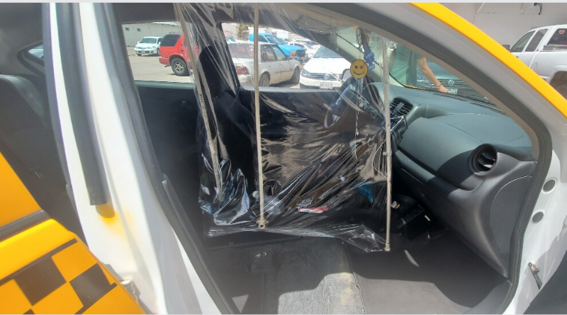 Isolating capsule added to taxis to prevent Covid spread in Nogales border. The Border Reports
