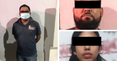 Two Men and a Woman Arrested for Carrying AR15 in Caborca.