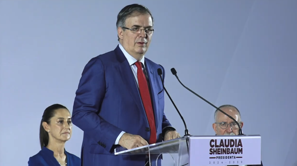 Marcelo Ebrard asumirá la Secretaría de Economía.