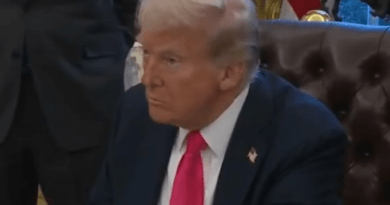 Donald Trump anuncia la Gold Card