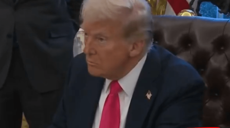 Donald Trump anuncia la Gold Card