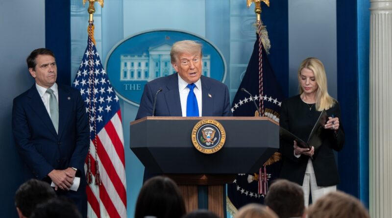 Trump considera una victoria monumental el fallo de la Corte Suprema.(Pic WH).