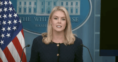 Karoline Leavit, vocera de Trump, condena el ataque en Boulder, Colorado.