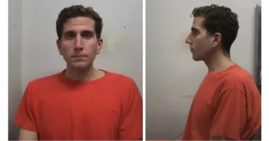 Bryan Kohberger a cadena perpetua por asesinato de universitarios en Idaho.The Border Reports
