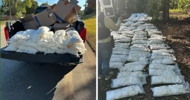 Decomiso de una tonelada de metanfetaminas a mecánicos en DeKalb.📸 DCP/The Border Reports