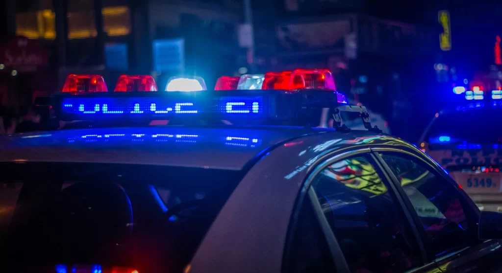 Menor es arrestado por tiroteo en Atlanta por el caso en Austin Court.📸 michael-fortsch--unsplash-The Border Reports
