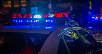 Menor es arrestado por tiroteo en Atlanta por el caso en Austin Court.📸 michael-fortsch--unsplash-The Border Reports