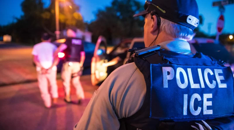 Las detenciones de ICE aumentan un 400% en la ciudad de Nueva York (NYC), derivado de políticas en contra de las ciudades santuario.📸 ICE-The Border Reports