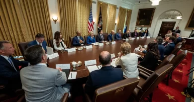Trump defiende fórmula de aranceles; sentido común y datos duros.📸 WH-The Border Reports