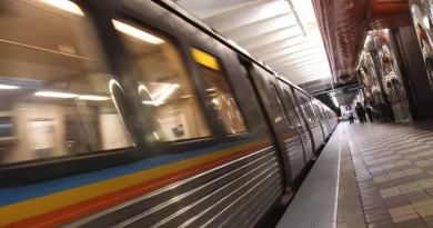 Una estampida humana tras el concierto de Beyoncé en Atlanta, se registra anoche en la estación Marta Vine City.📸 Marta/The Border Reports