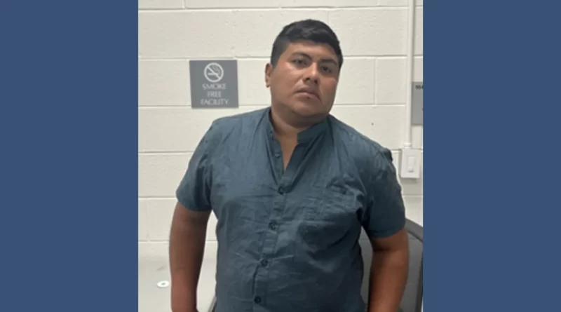 Arrestan migrante mexicano acusado delitos sexuales en Washington DC. 📸 ICE-The Border Reports