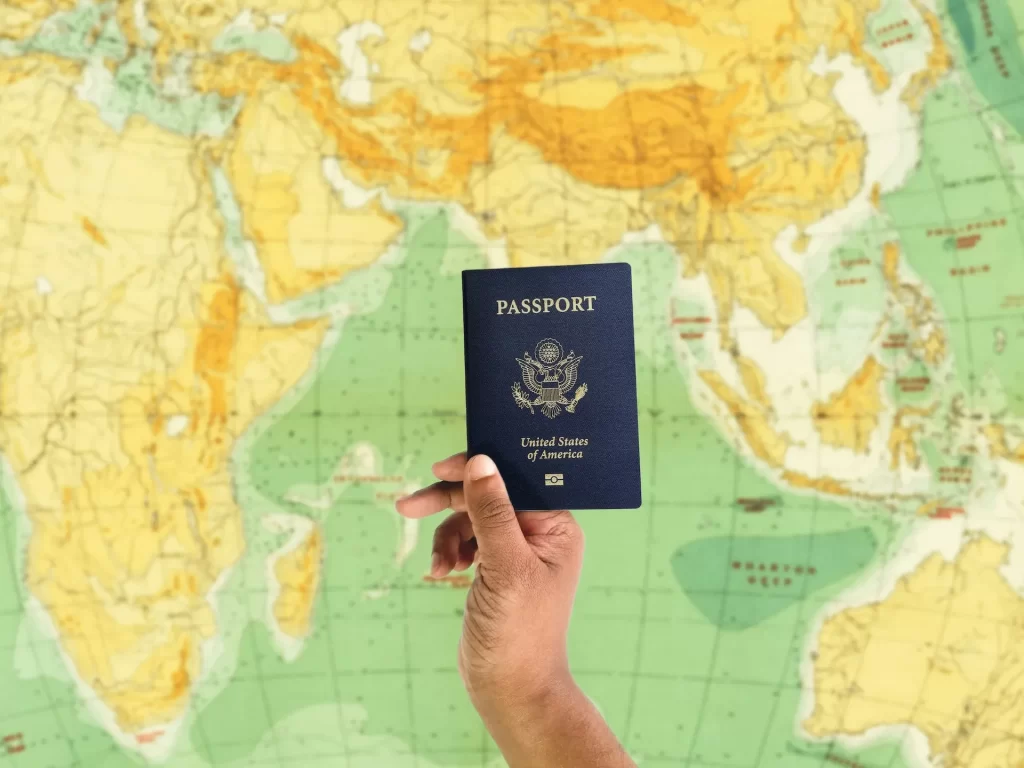 Casa Blanca reforma visas H1B, eliminan la lotería. 📸 Unsplashj Global Residence Index- The Border Reports