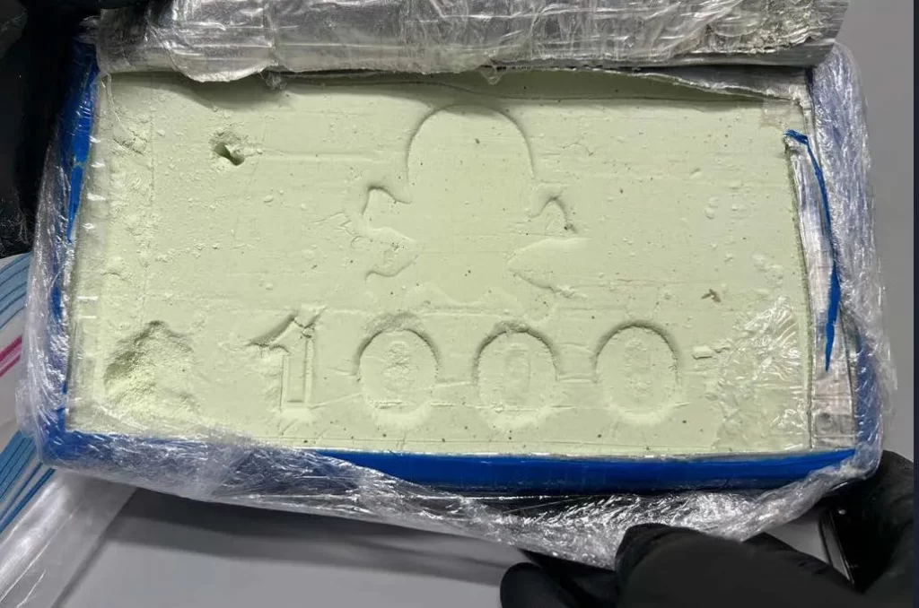 DEA arresta a Alexis Carreón Bocanegra en Atlanta, Georgia por fentanilo y armas. 📸 DOJ-The Border Reports