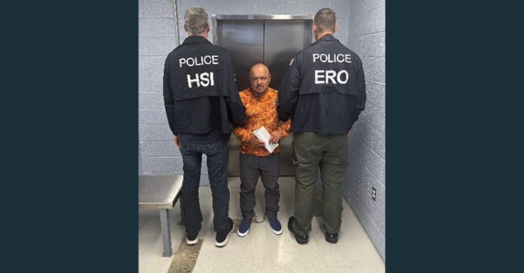 Detienen a Silvestre Herrera Vásquez, mexicano acusado de violación en Filadelfia. 📸 ICE-The Border Reports