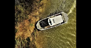 Migrante guatemalteco muere ahogado en canal de El Paso, Texas tras cruce ilegal por el Río Bravo. 📸 BP-The Border Reports