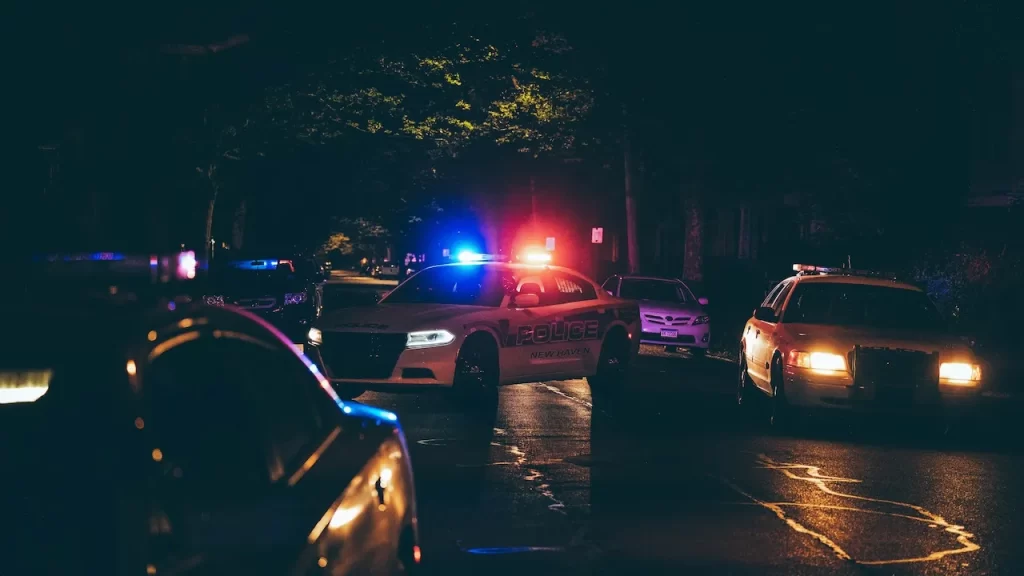 Noticias policiacas de Atlanta; tiroteos dejan a dos personas gravemente heridas. 📸 unsplash-Martin Podsiad-The Border Reports