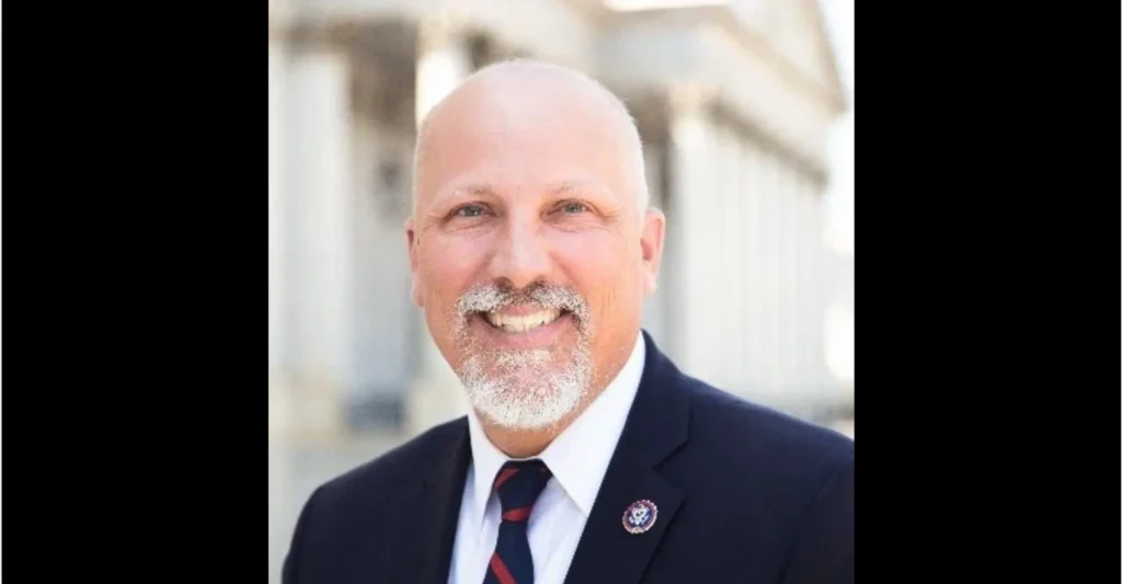 Chip Roy exige congelar la inmigración en Estados Unidos y vetar a seguidores de la ley Sharia. The Border Reports