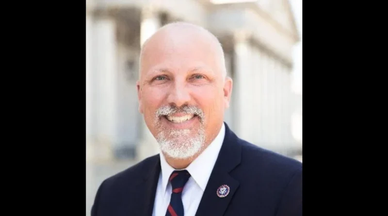 Chip Roy exige congelar la inmigración en Estados Unidos y vetar a seguidores de la ley Sharia. The Border Reports