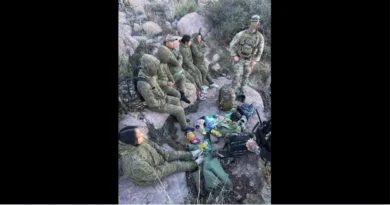 Unidades de élite BORTAC y SOG interceptan a grupo camuflado en el Sector El Paso. USBP-The Border Reports