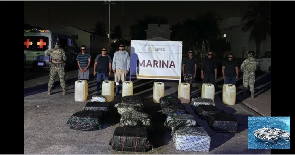 Elementos de la SEMAR aseguran cargamento de cocaína en lancha rápida en Michoacán.