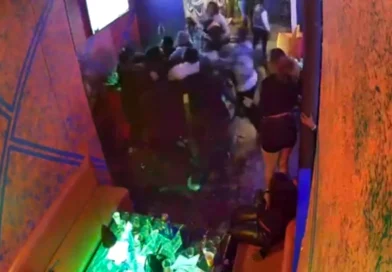 Policía de Atlanta busca sospechosos de tiroteo en Edgewood Avenue: Ofrecen recompensa de $5,000. The Border Reports