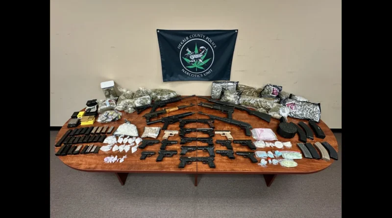 Golpe al narcotráfico en DeKalb: SWAT e inteligencia federal incautan fentanilo y arsenal de armas. DKCP-The Border Reports