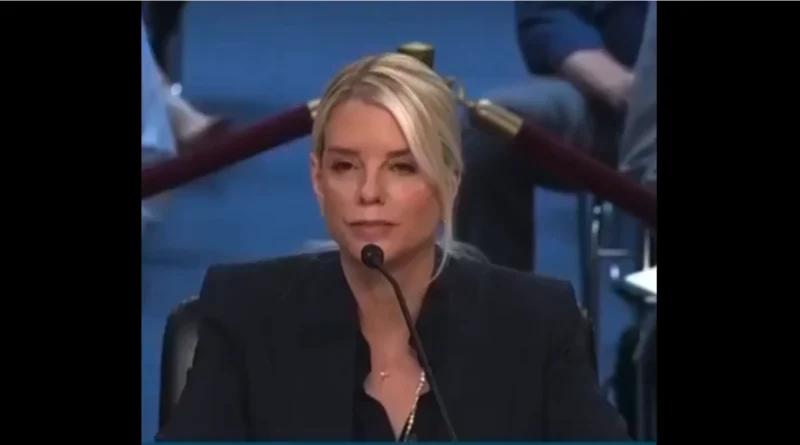 Trump despide a Pam Bondi como Fiscal General. USGov-The Border Reports