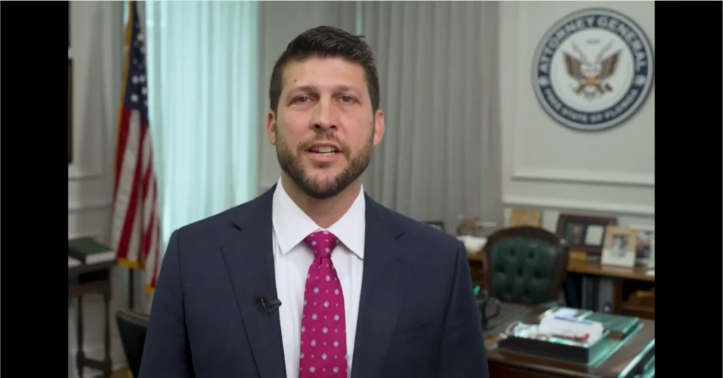 El Fiscal General de Florida James Uthmeier anuncia investigación contra ChatGPT y OpenAI por tiroteo en FSU. redes-The Border Reports