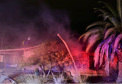Incendio en casa de Tucson desplaza a residentes. pic-TFD-The Border Reports
